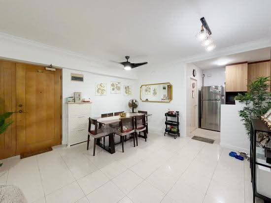 987D Jurong West Street 93 photo 4