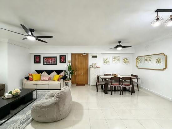 987D Jurong West Street 93 photo 5