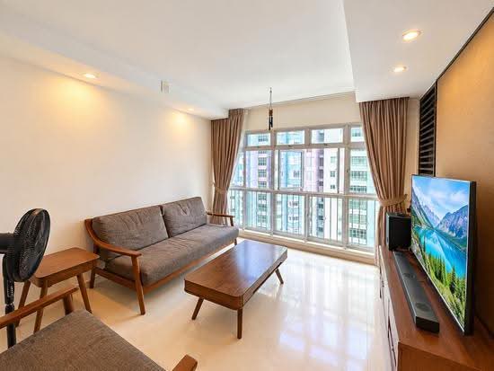 385 Bukit Batok West Avenue 5 photo 2