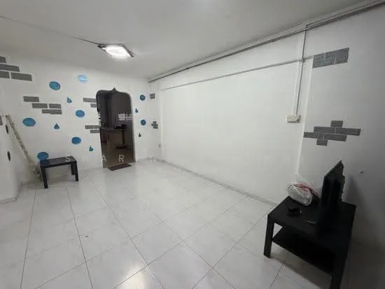 503 Bukit Batok Street 52 image 1 of 10