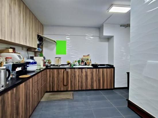 122 Bukit Batok Central photo 4