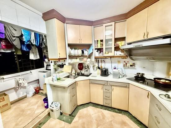 621 Woodlands Drive 52 photo 3