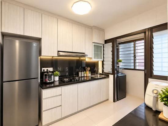 131C Canberra Crescent photo 3