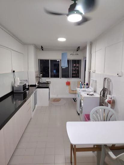 329 Clementi Avenue 2 photo 3