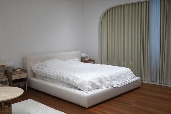 Hillcrest Villa photo 2