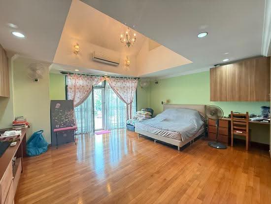 ★ Serangoon Garden Estate ★ Rare Corner Semi-D ★ Double Frontage ★ 6 Ensuites ★