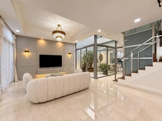 Serangoon Gardens 3.5-Storey Terrace with Lift image 1 of 10