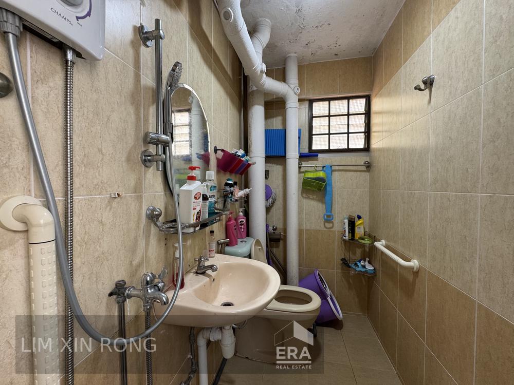 640 Yishun Street 61 photo 5