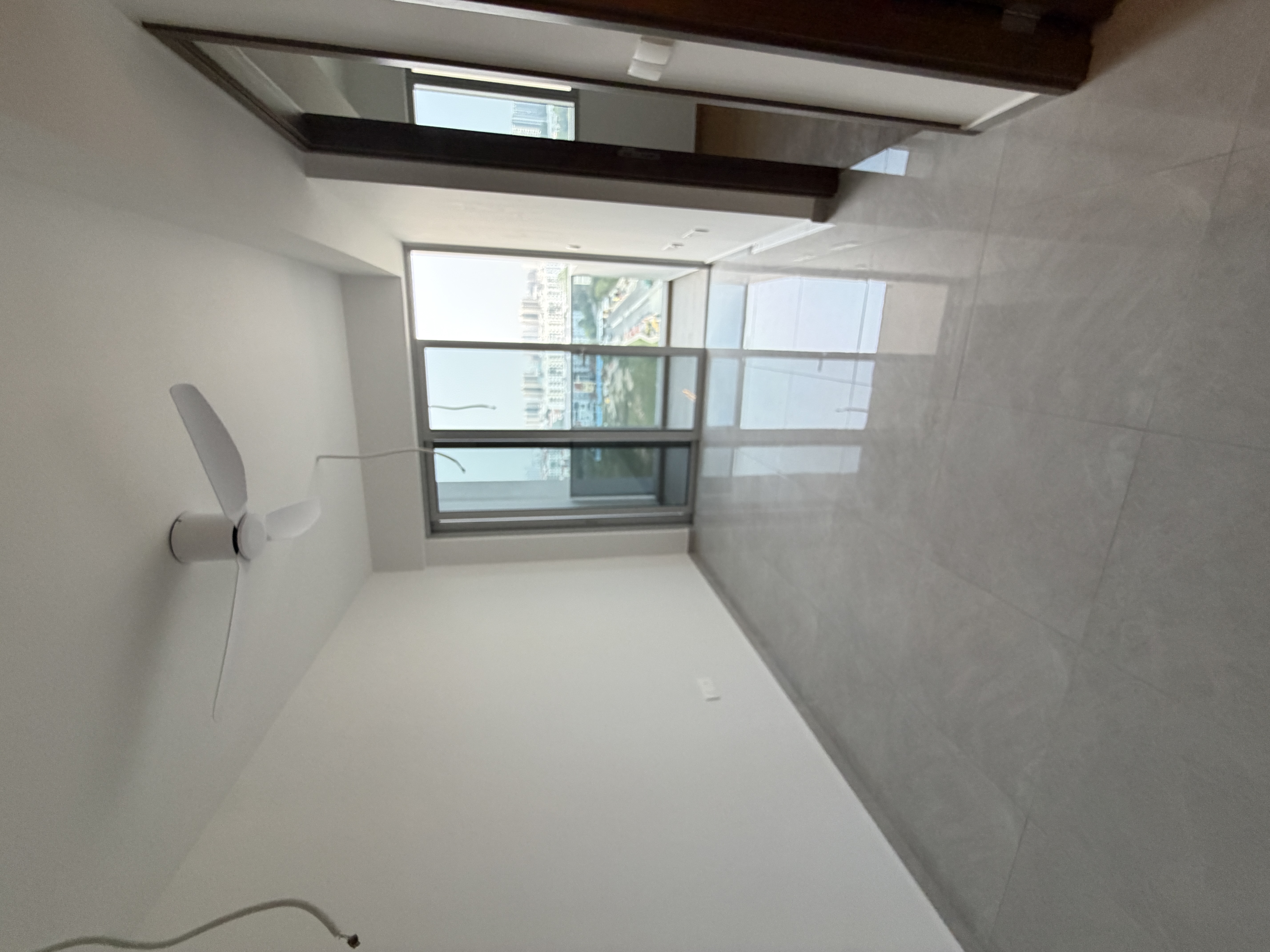 Grand Dunman image 1 of 5