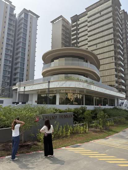GRAND DUNMAN image 1 of 3