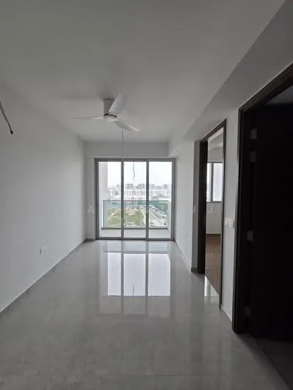 Grand Dunman image 1 of 5