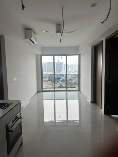Grand Dunman image 1 of 5