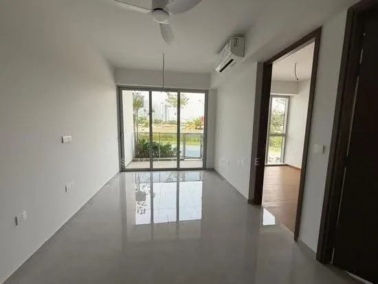 Grand Dunman image 1 of 4