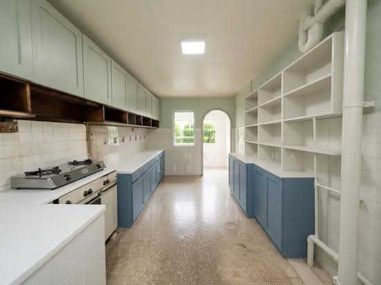 510 West Coast Drive photo 5