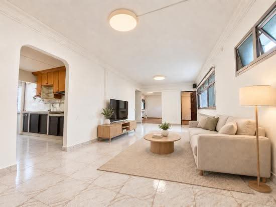 139 Pasir Ris Street 11 image 1 of 8