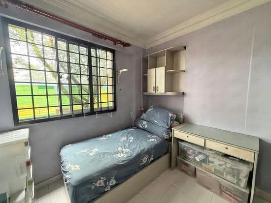 498J Tampines Street 45 photo 4
