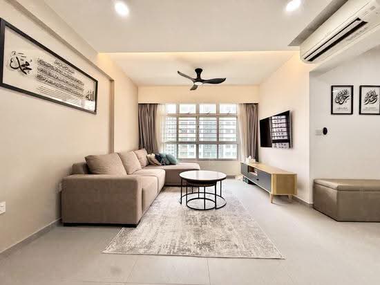 229A Sumang Lane image 1 of 9