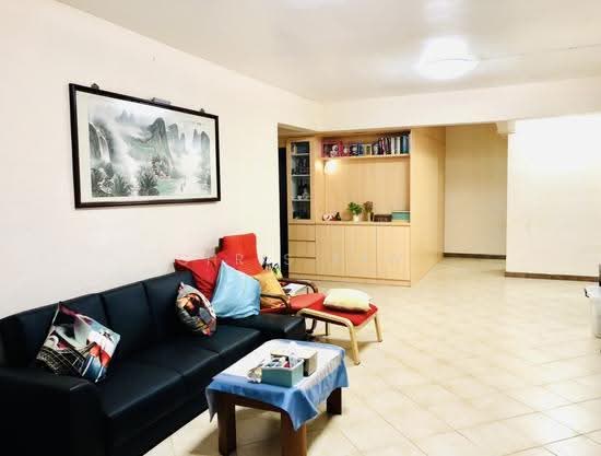 339 Hougang Avenue 7