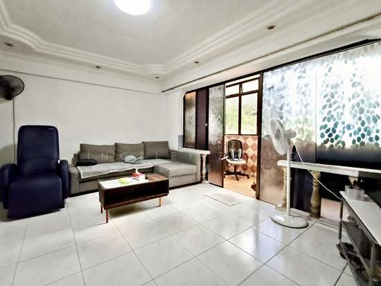 628 Hougang Avenue 8 photo 2