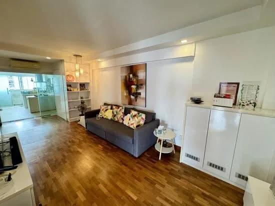 308 Shunfu Road image 1 of 9