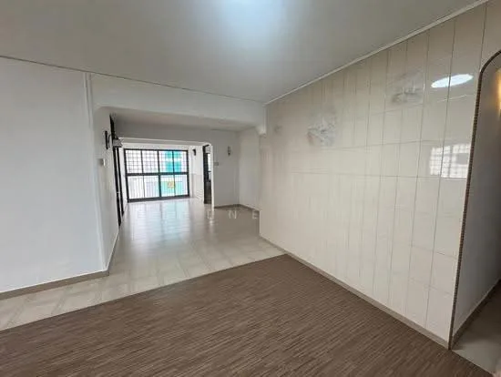 220 Jurong East Street 21 image 1 of 6