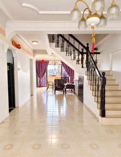 327 Jurong East Street 31 image 1 of 10