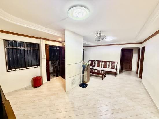621 Woodlands Drive 52 photo 3