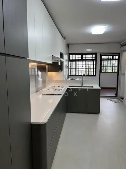 19 Hougang Avenue 3 image 1 of 8