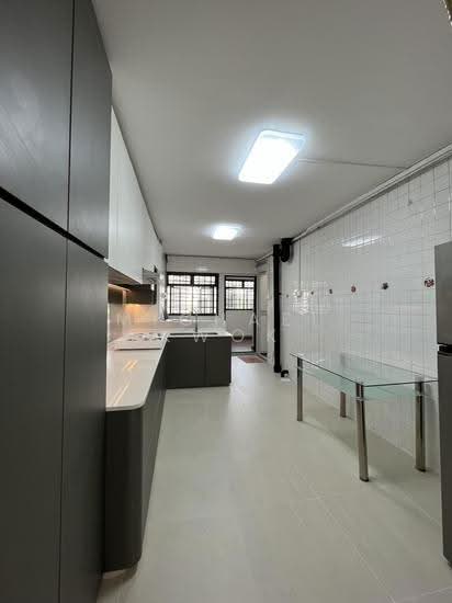 19 Hougang Avenue 3 photo 3