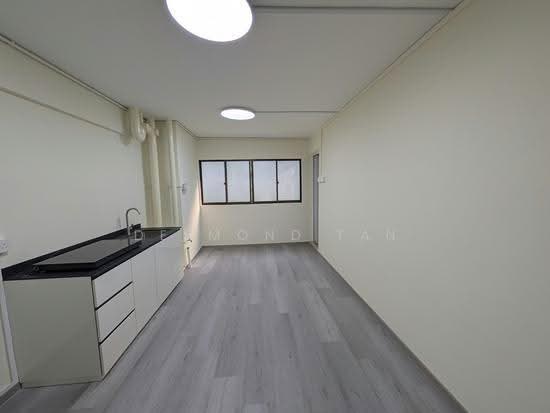 578 Ang Mo Kio Avenue 10 image 1 of 8