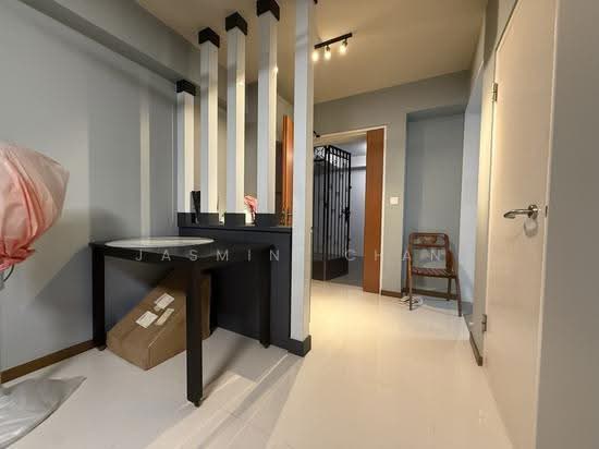 130A Canberra Crescent photo 3