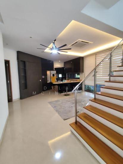 Upper Thomson Jalan Leban 1km to Chij St Nicholas Girls School & Mayflower MRT FH 3 Sty Corner T image 1 of 6
