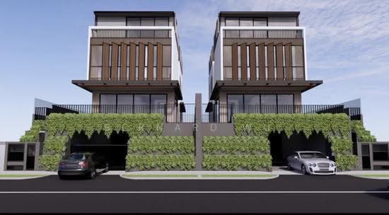 Hua Guan Avenue / King Albert Park MRT image 1 of 4