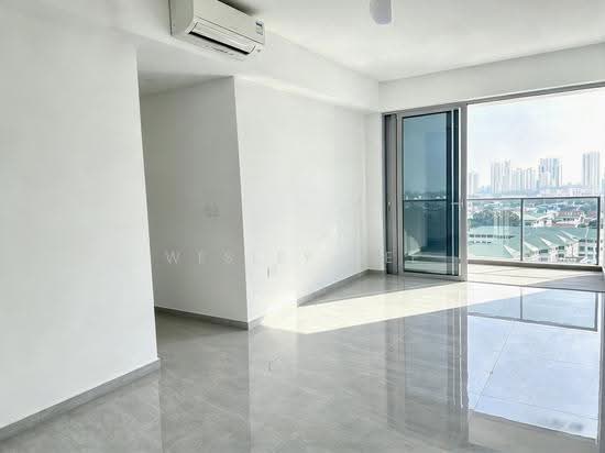 Grand Dunman image 1 of 7
