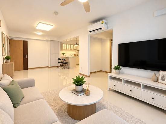 415B Northshore Drive image 1 of 10