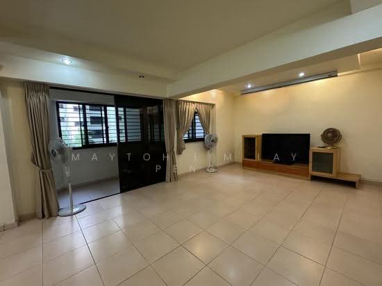 298A Compassvale Street image 1 of 9