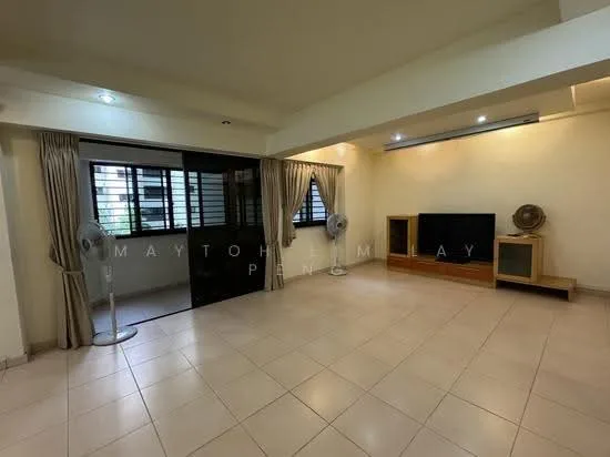 298A Compassvale Street image 1 of 9