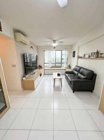 452A Sengkang West Way image 1 of 10