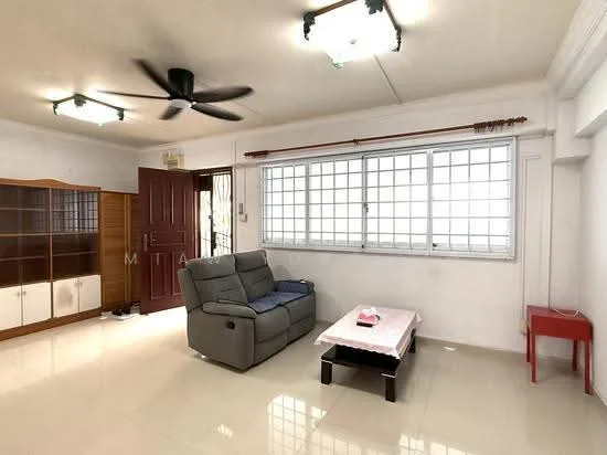 279 Yishun Street 22 image 1 of 7