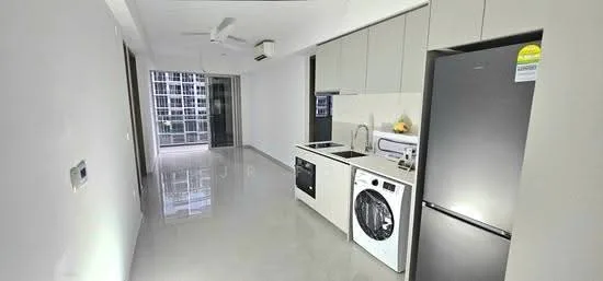 Grand Dunman image 1 of 10