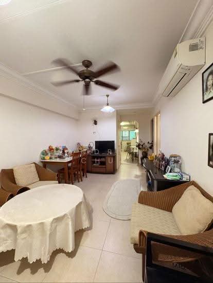 436 Tampines Street 43 image 1 of 8