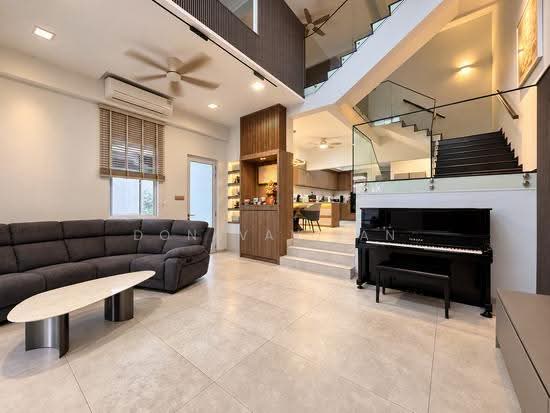Loyang Villas image 1 of 10