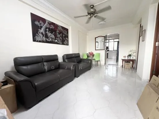 506 Bukit Batok Street 52 image 1 of 10