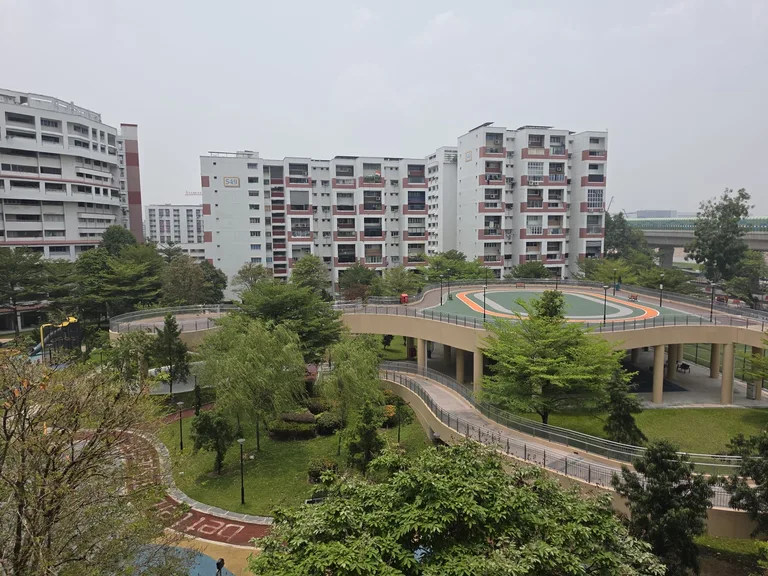 556 Jurong West Street 42 image 1 of 7