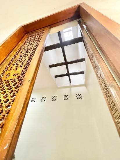*** NEWLY RENOVATED!!! WALK TO GREAT WORLD CITY! photo 5