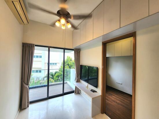 DAISY SUITES photo 4