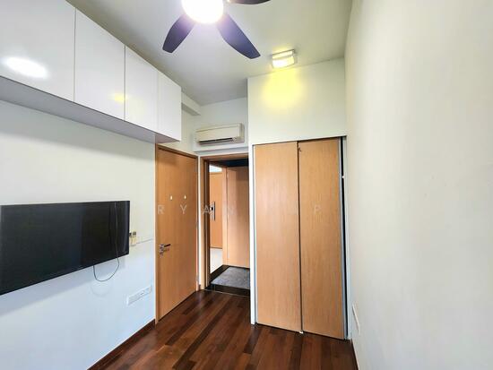 DAISY SUITES photo 6