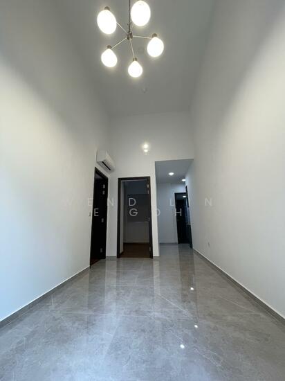 MAYFAIR GARDENS photo 2