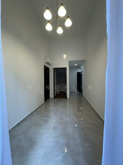 MAYFAIR GARDENS photo 3
