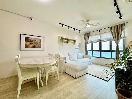 624B Tampines Avenue 12 image 1 of 10